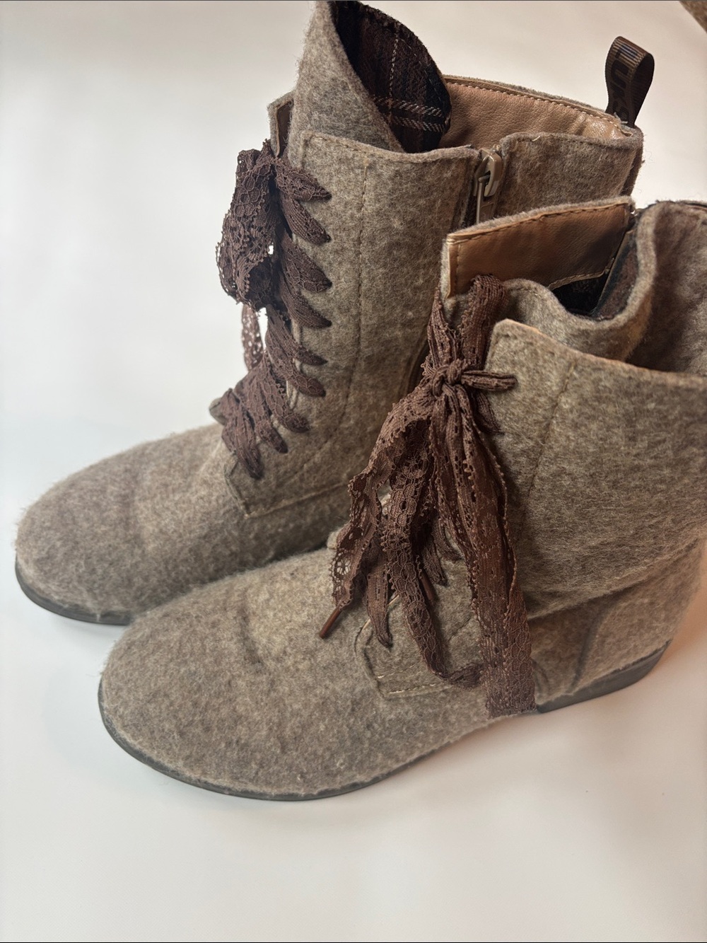 Muk Luks  brown Wool Felt Lace-Up Ankle Boots with Brown Laces